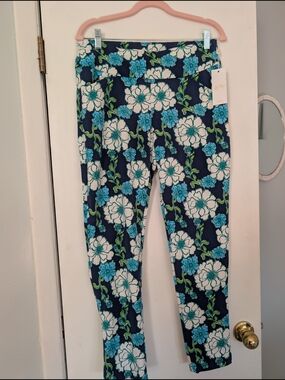 NWT Lilly Pulitzer UPD 50+ Luxletic 28" Corso Pant. Low Tide Navy Go Big Golf.